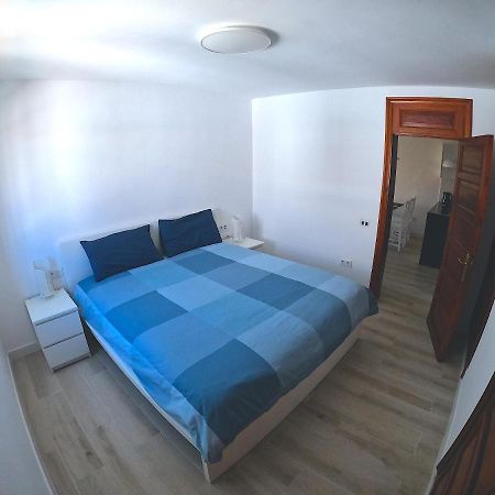 Parque Santiago I - 2 Bedroom - 1 Bathroom - Open Plan Living - Kitchen Area - Extra Large Balcony - First Floor Apartment プラヤ・デ・ラス・アメリカス エクステリア 写真